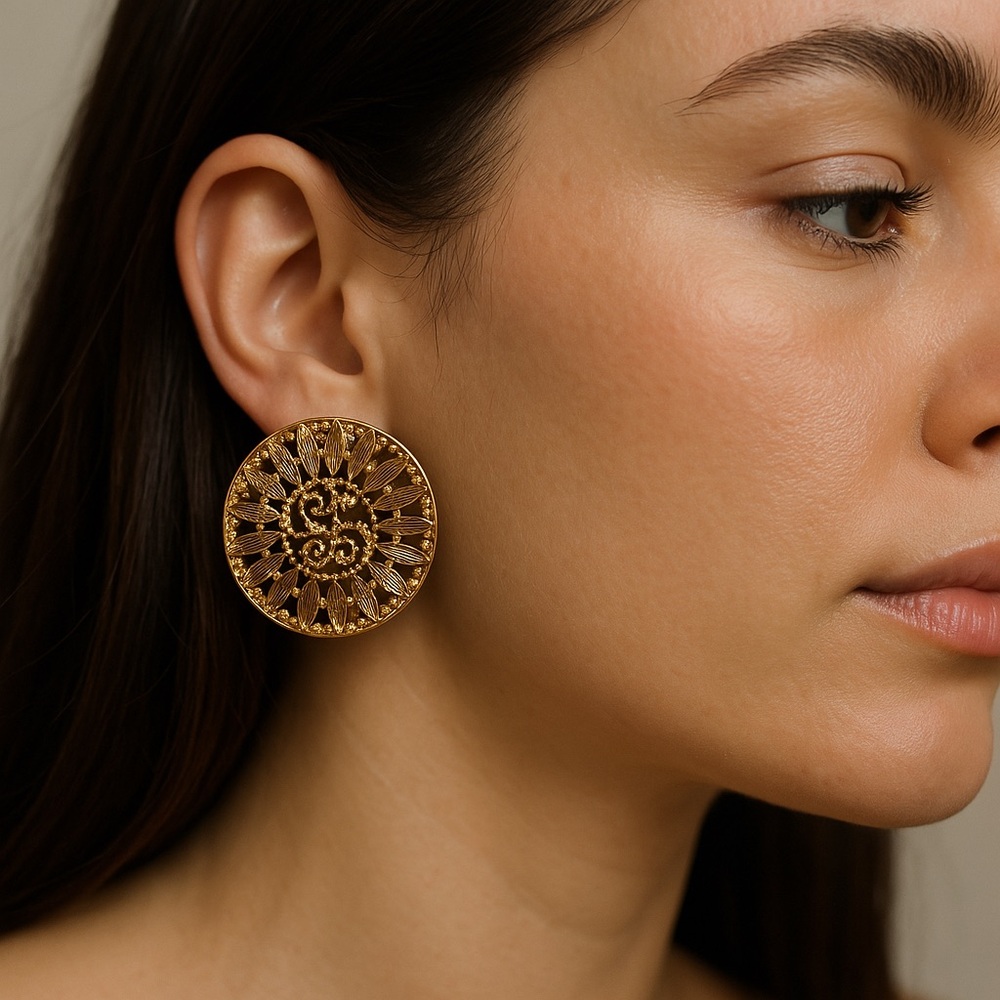 Round Filigree Pierced earrings gold-tone metal 1” diameter